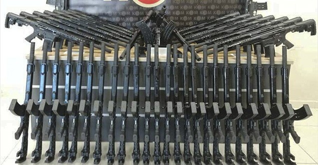 Van’da  150 av tüfeği ele geçirildi