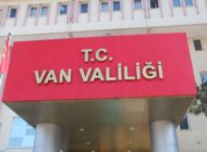 Van’da jandarmadan kaçan minibüsü’te  1 ölü, 12 yaralı