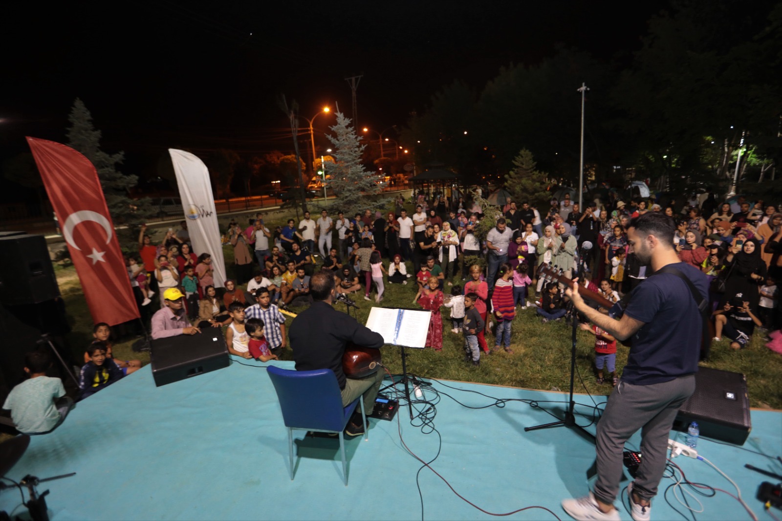 1. VAN DENİZİ YÜZME FESTİVALİ BAŞLADI