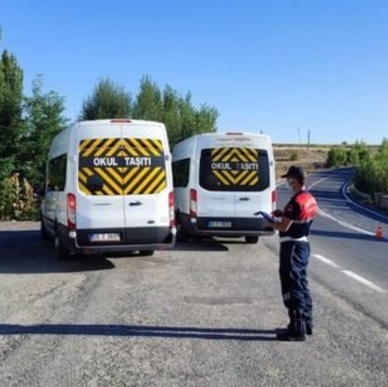 Jandarmadan Trafik Bilgilendirmesi