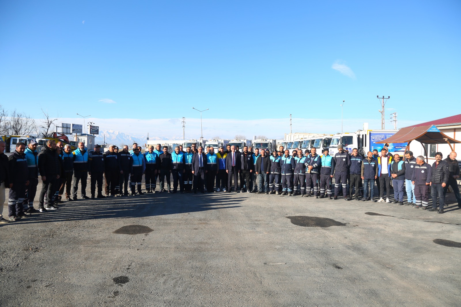 TUŞBA BELEDİYESİ’NDEN BAHAR TEMİZLİĞİ