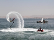 Van Gölü’nde renkli görüntüler: flyboard ile parasailing nefes kesti 11. Van Denizi Su Sporları Festivali başladı