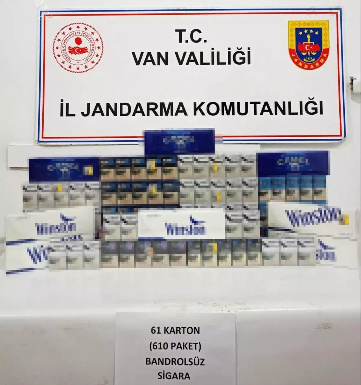 Muradiye’de 610 Paket Kaçak Sigara Ele Geçirildi