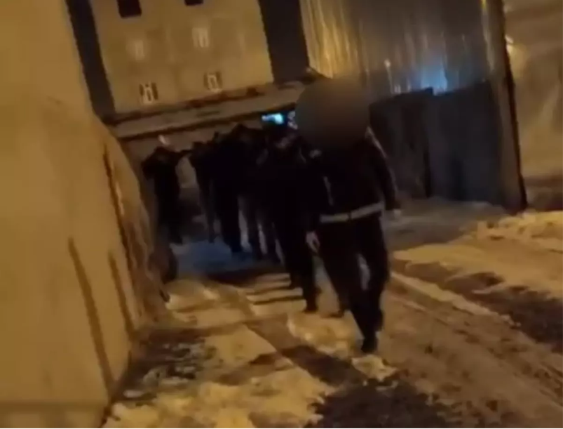 Van’da 12 Kaçak Göçmen Yakalandı, 3 Organizator Gözaltına Alındı