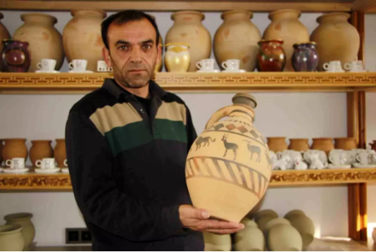 Osman Eşme: Çömlekçilik Geleneğini Yaşatıyor