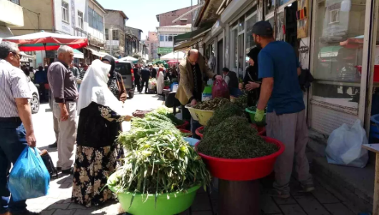Van’da Şifalı Otlar Tezgahlarda