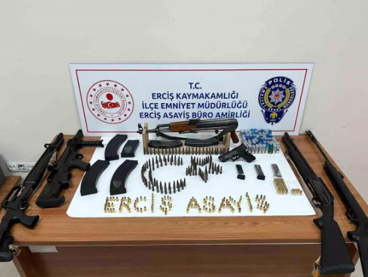 Van’da 94 Kişi Tutuklandı