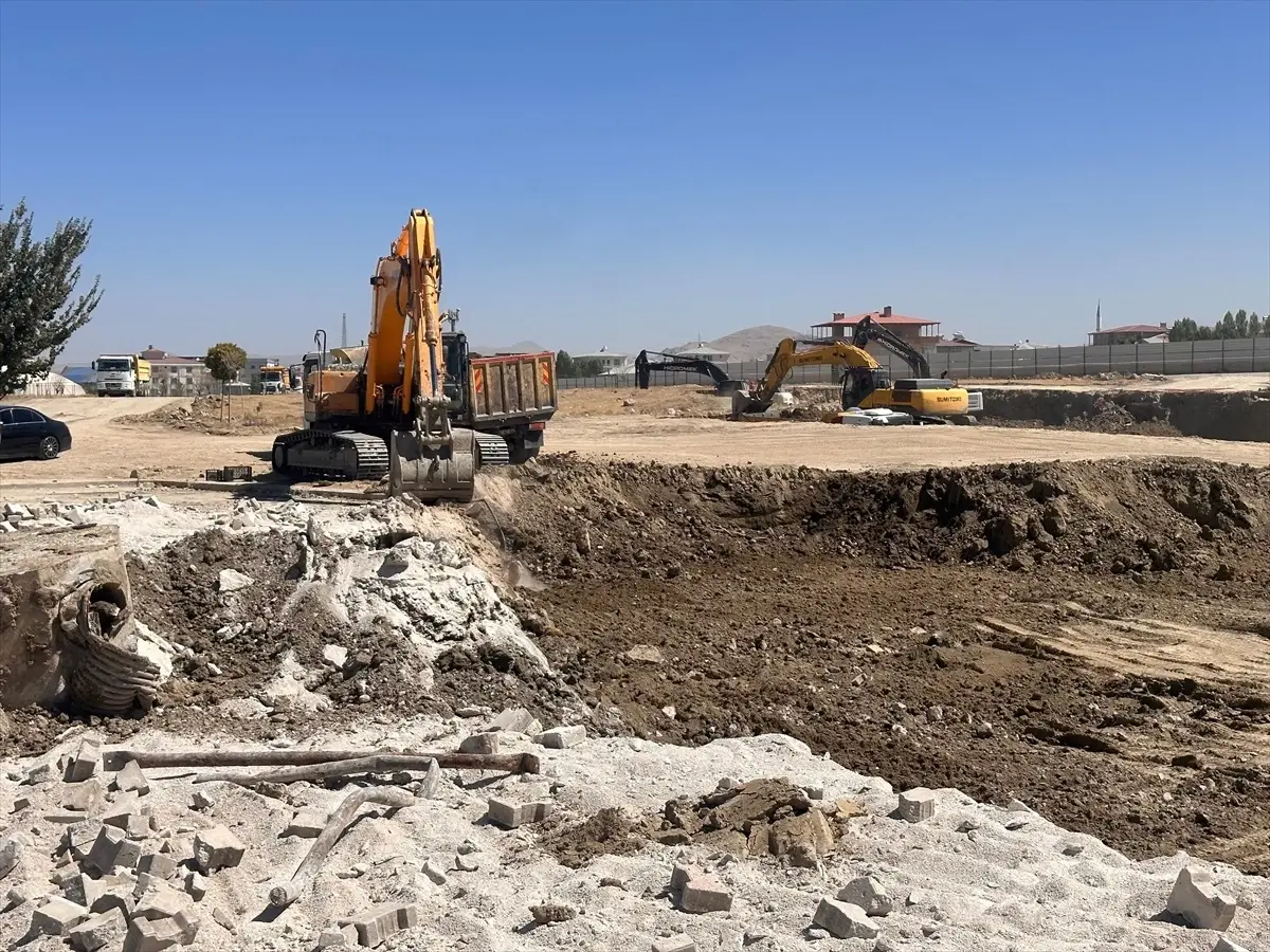 Van’da 800 Yataklı Şehir Hastanesi İnşaatı Başladı