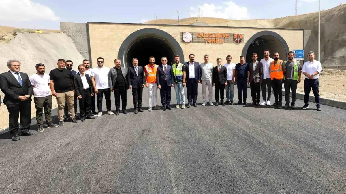 Güzeldere Tüneli’nin İkinci Tüpü Birkaç Ay İçinde Tamamlanacak