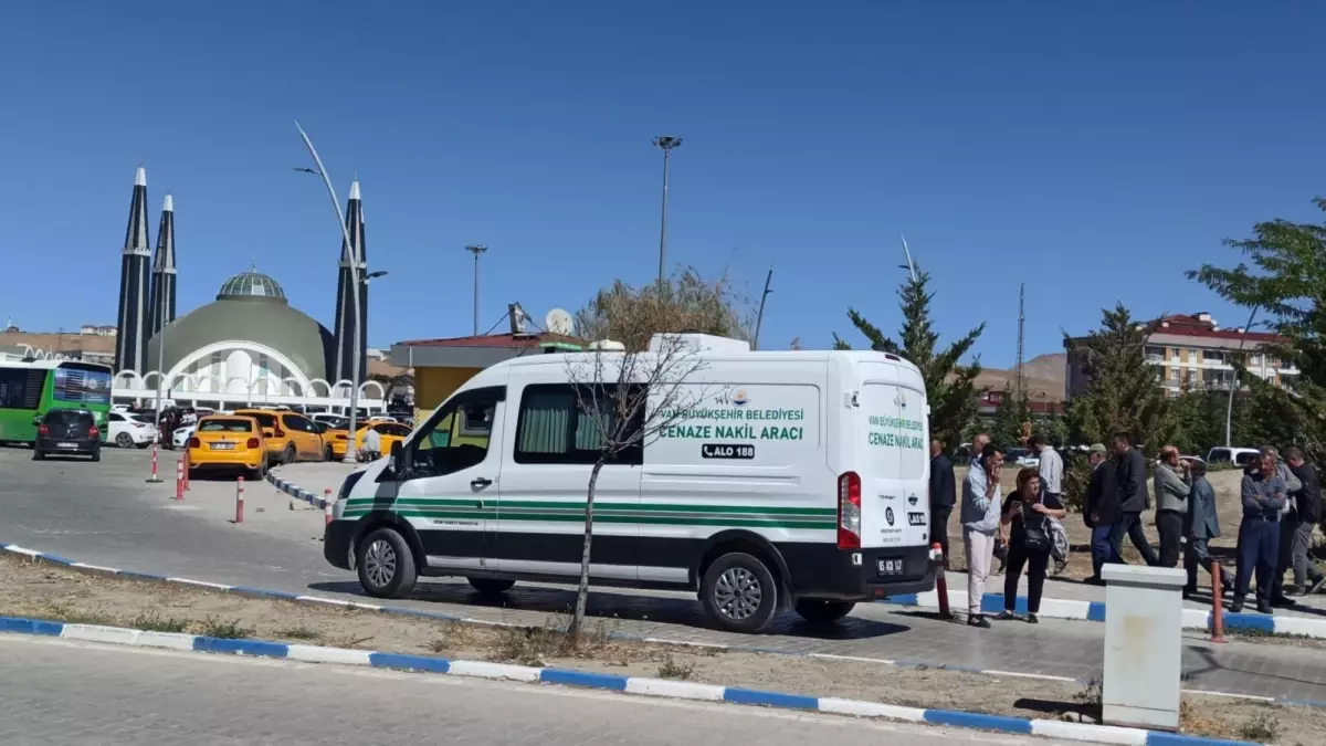 Van’da Silahlı Saldırı: Anne ve İki Oğlu Hayatını Kaybetti