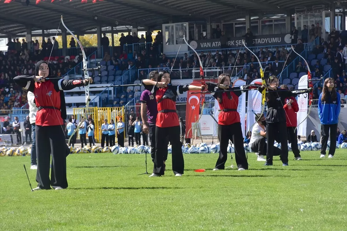 Spor Van Projesi’nin 2025-2026 dönemi törenle başladı