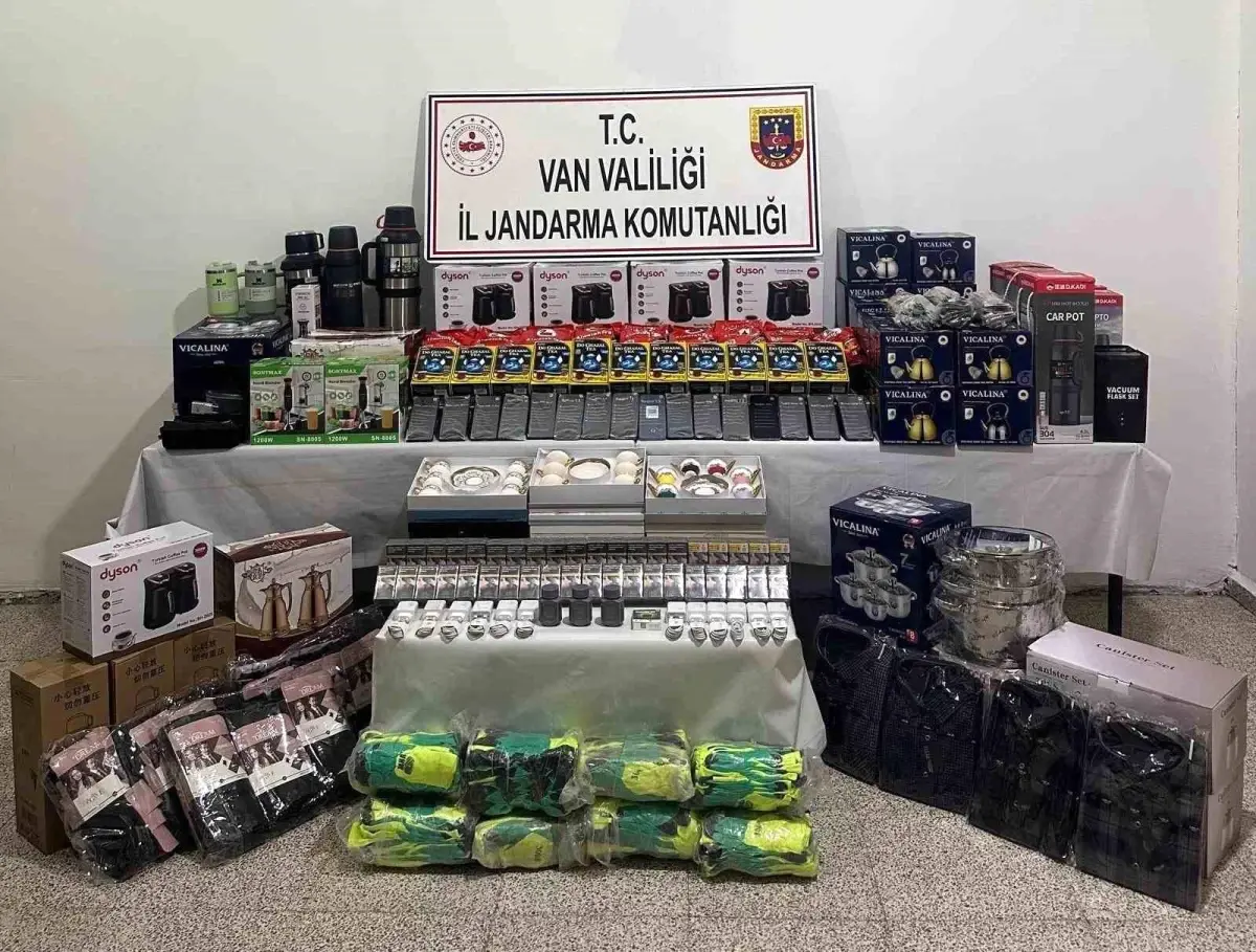 Van’da Kaçak Malzeme Operasyonu