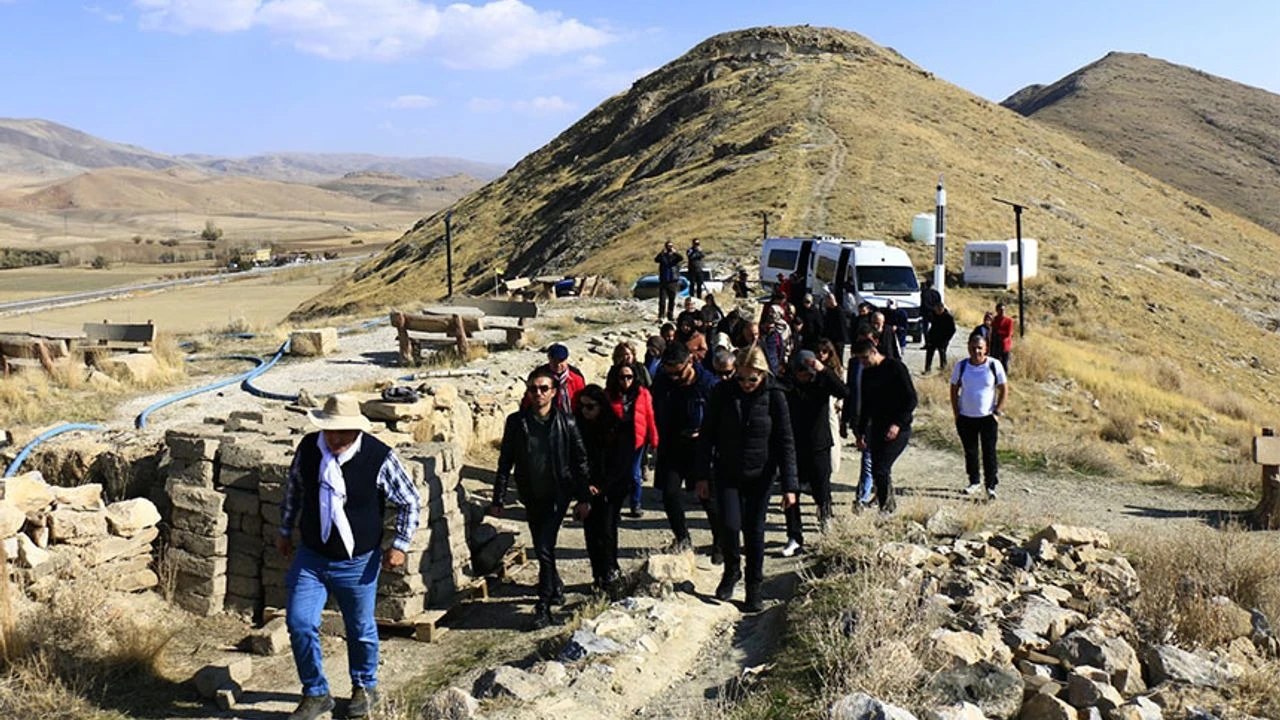 Gürpınar’da tarihi yapılar incelendi