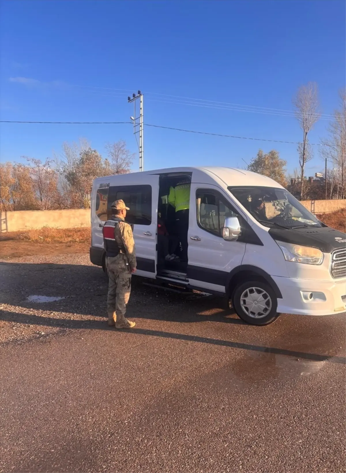 Van’da Okul Çevresinde Jandarma Denetimi