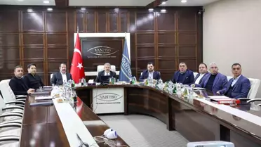 Azerbaycanlı İş İnsanları Toplantısı Van’da