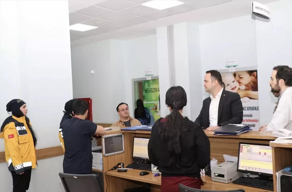 Kaymakam Demirci Jandarma ve Sağlık Çalışanlarını Ziyaret Etti