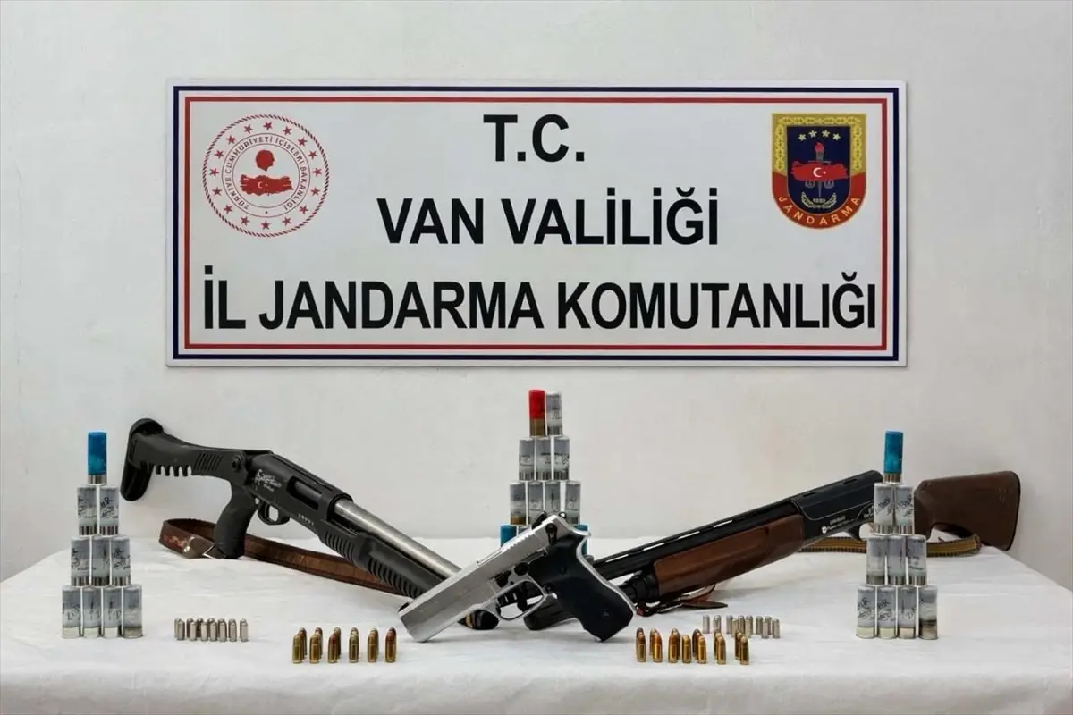 Van’da Silah ve Mermi Ele Geçirildi