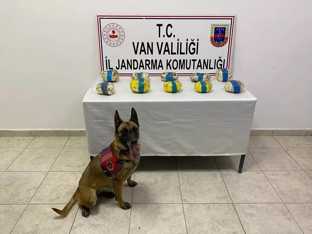Tuşba’da 11 Kilo Uyuşturucu Ele Geçirildi