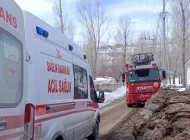 Başkale’de Ev Yangını: 3 Çocuk Yaralandı