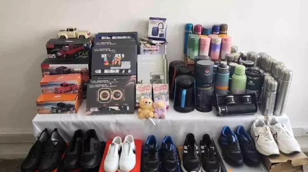 Tuşba’da 209 Kaçak Eşya Ele Geçirildi